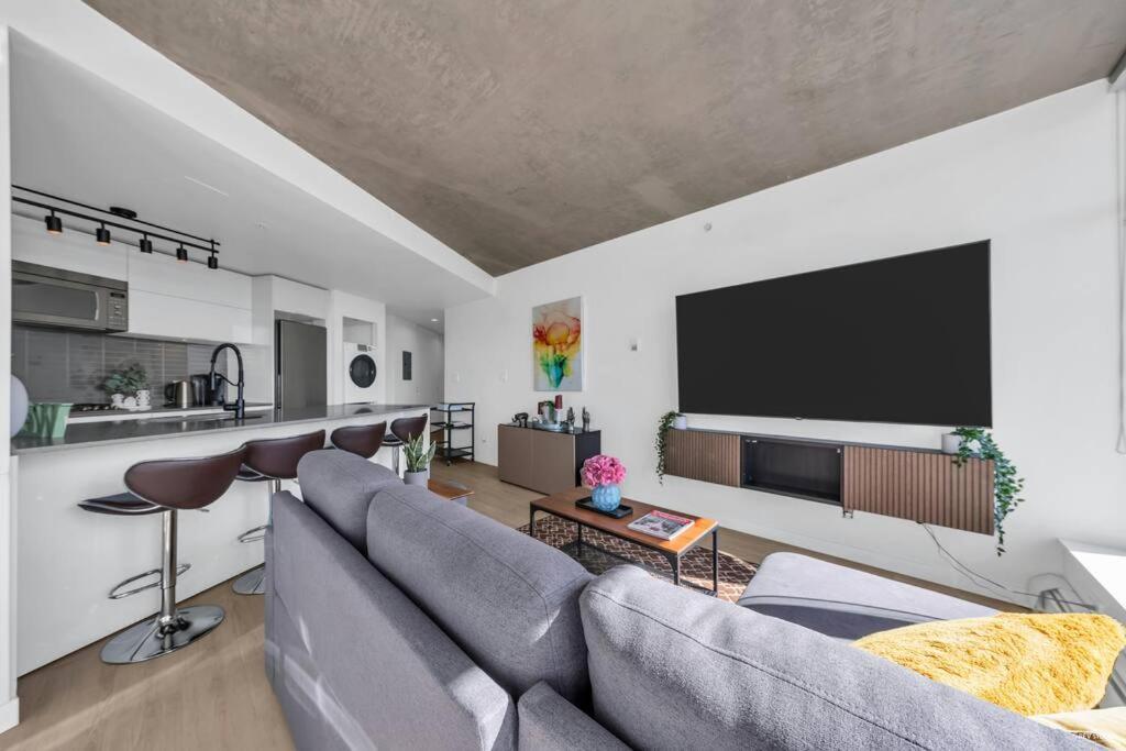 Skyview, 40Th Floor! 2Br Condo In Downtown Vancouver Eksteriør bilde