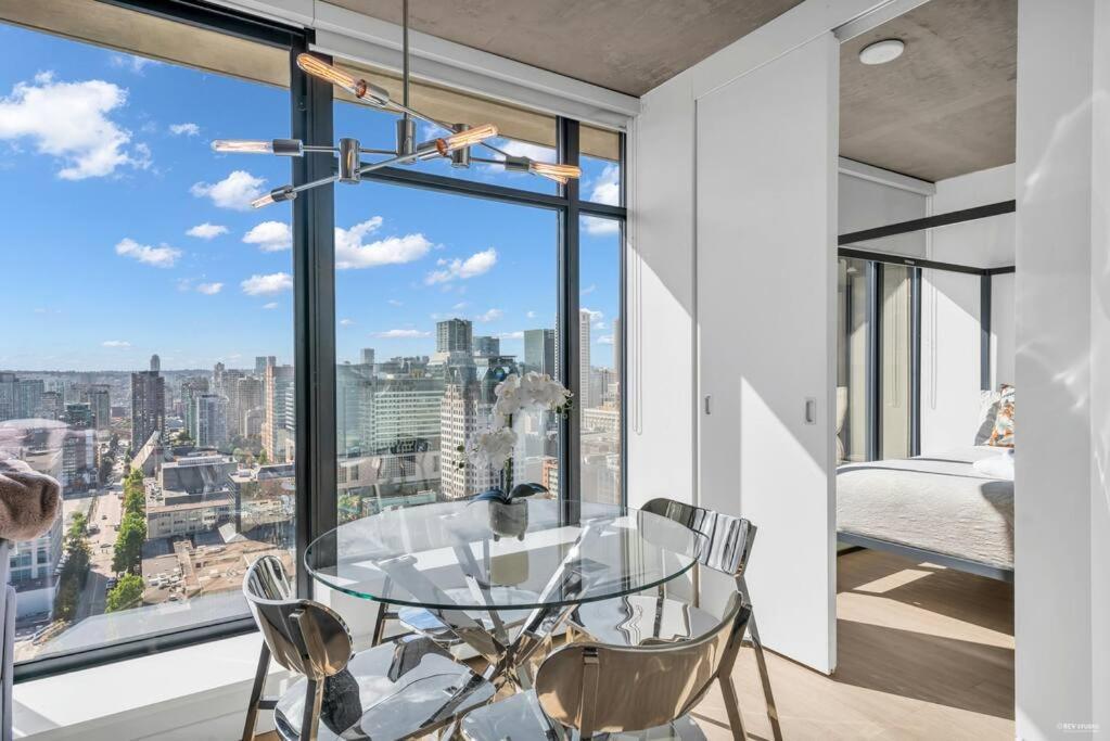 Skyview, 40Th Floor! 2Br Condo In Downtown Vancouver Eksteriør bilde