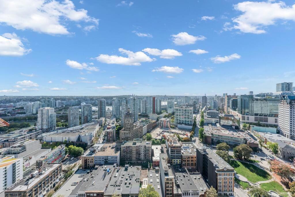 Skyview, 40Th Floor! 2Br Condo In Downtown Vancouver Eksteriør bilde